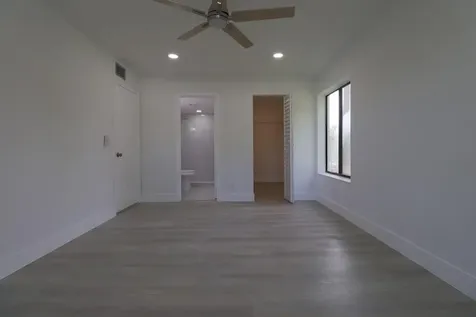 614 Sea Pine Way Greenacres FL 33415
