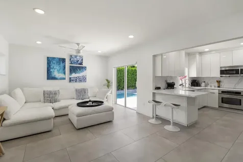 21303 NE 18th Place Miami FL 33179