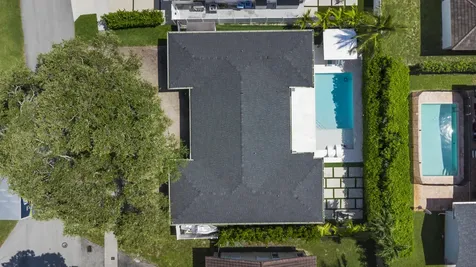 21303 NE 18th Place Miami FL 33179