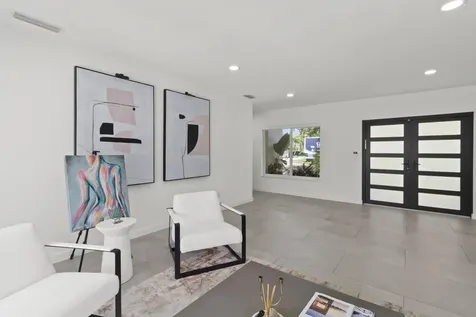 21303 NE 18th Place Miami FL 33179