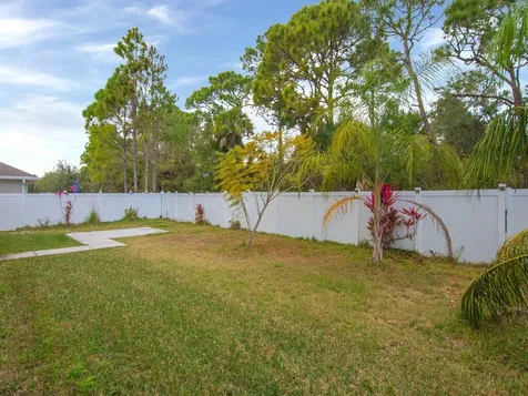8308 Amalfi Circle Fort Pierce FL 34951
