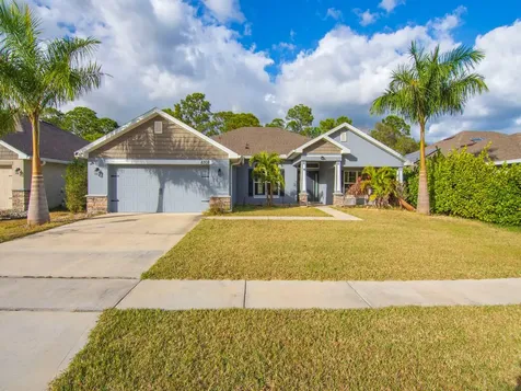 8308 Amalfi Circle Fort Pierce FL 34951