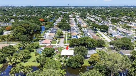 5411 SW 94th Avenue Cooper City FL 33328
