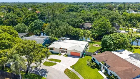 5411 SW 94th Avenue Cooper City FL 33328
