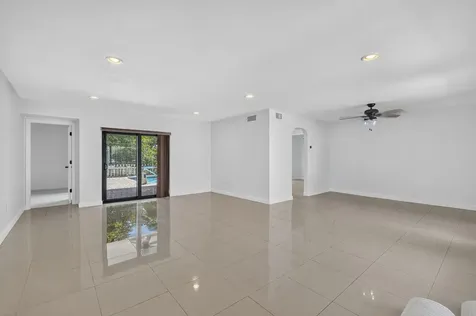 5411 SW 94th Avenue Cooper City FL 33328