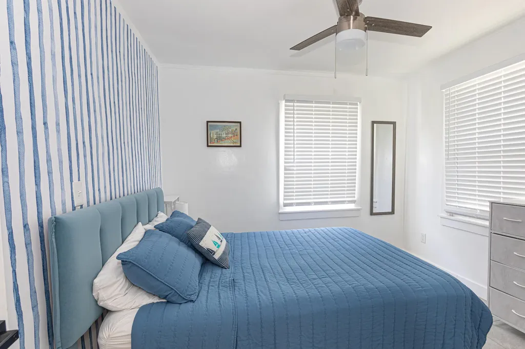 305 N Lakeside Drive Lake Worth Beach FL 33460