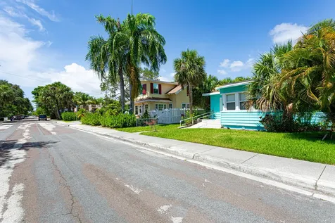 305 N Lakeside Drive Lake Worth Beach FL 33460