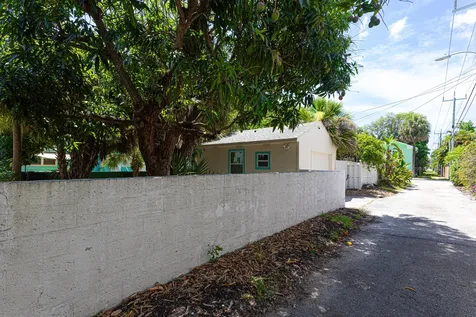 305 N Lakeside Drive Lake Worth Beach FL 33460