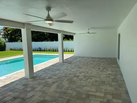 10736 Locust Street Palm Beach Gardens FL 33418