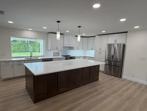 10736 Locust Street Palm Beach Gardens FL 33418