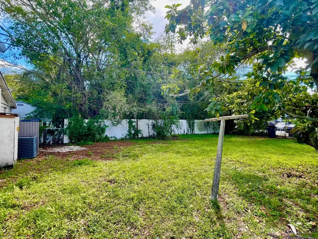 2308 Cleveland Street Hollywood FL 33020