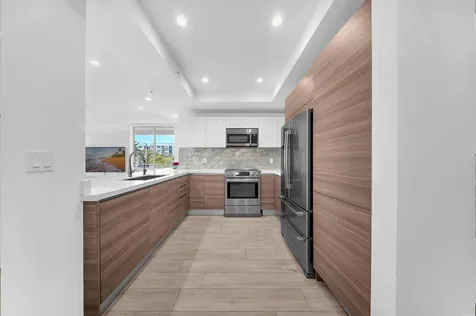 51 SE 19th Avenue Deerfield Beach FL 33441