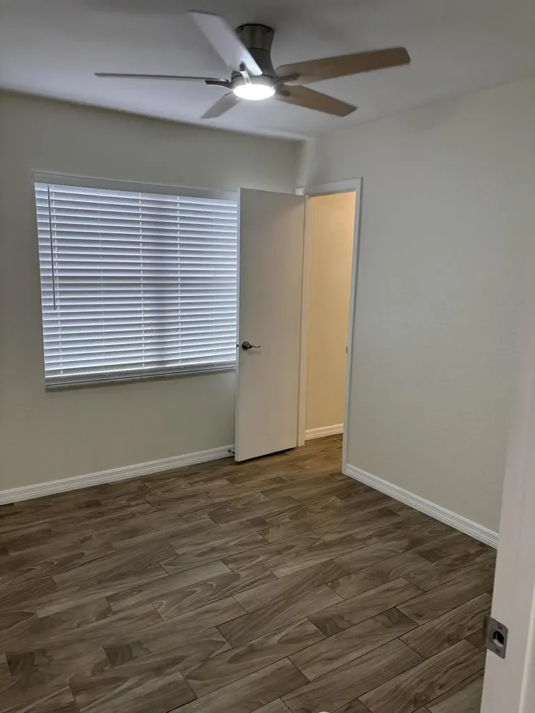 1921 SE Oxmoor Terrace Port St Lucie FL 34952