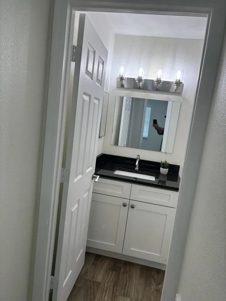1921 SE Oxmoor Terrace Port St Lucie FL 34952