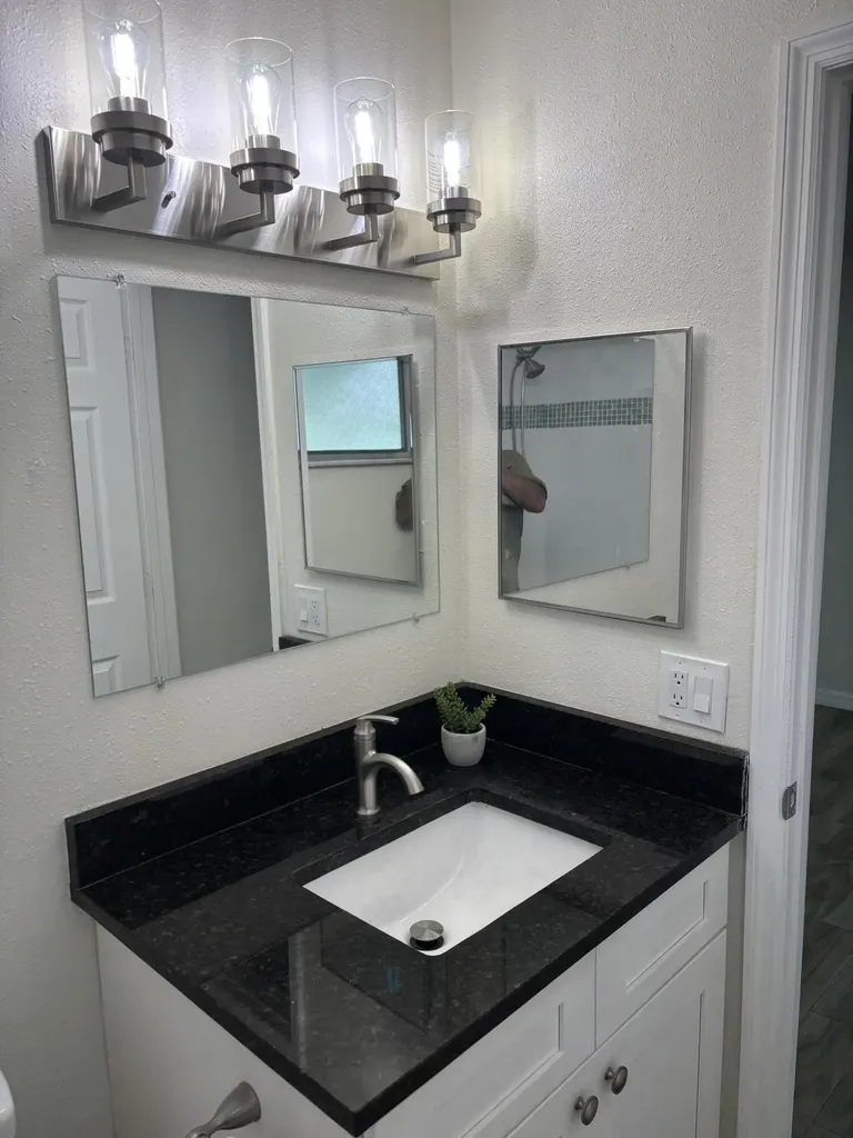 1921 SE Oxmoor Terrace Port St Lucie FL 34952