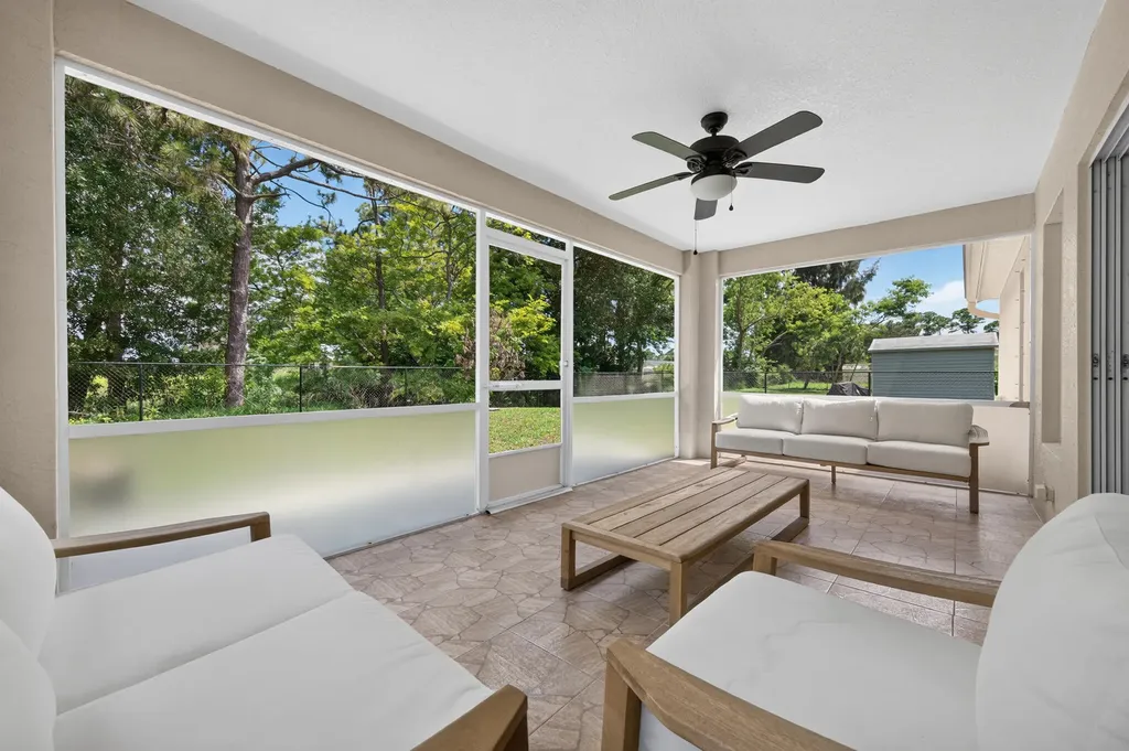 516 SE Crosspoint Drive Port St Lucie FL 34983