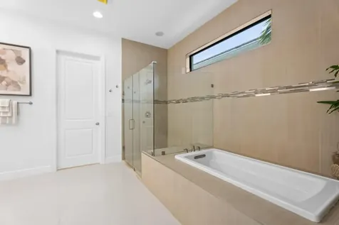 5603 Delacroix Terrace Palm Beach Gardens FL 33418