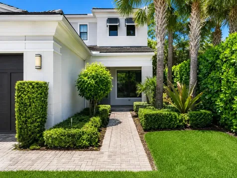 5603 Delacroix Terrace Palm Beach Gardens FL 33418