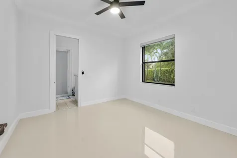 10504 Vignon Court Wellington FL 33449
