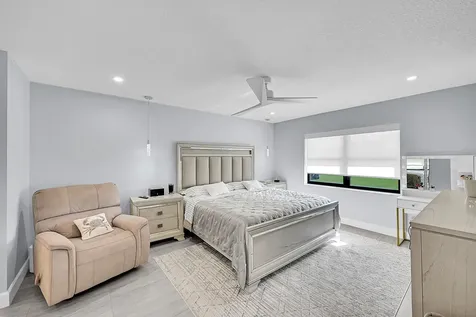 12870 Briarlake Drive Palm Beach Gardens FL 33418