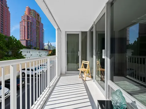 2200 NE 33rd Avenue Fort Lauderdale FL 33305