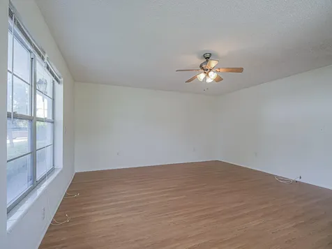 2800 Indian River Boulevard Vero Beach FL 32960