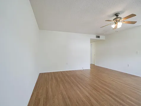 2800 Indian River Boulevard Vero Beach FL 32960