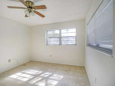 2800 Indian River Boulevard Vero Beach FL 32960
