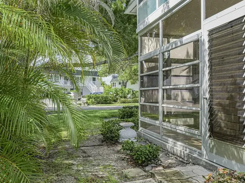 2800 Indian River Boulevard Vero Beach FL 32960