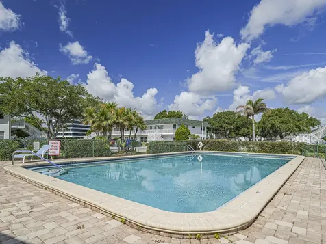 2800 Indian River Boulevard Vero Beach FL 32960