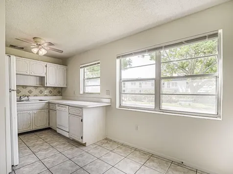 2800 Indian River Boulevard Vero Beach FL 32960