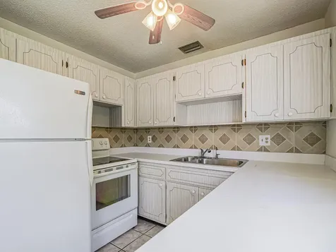 2800 Indian River Boulevard Vero Beach FL 32960