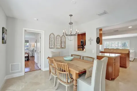 1361 NE 46th Street Oakland Park FL 33334