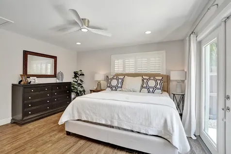 1361 NE 46th Street Oakland Park FL 33334