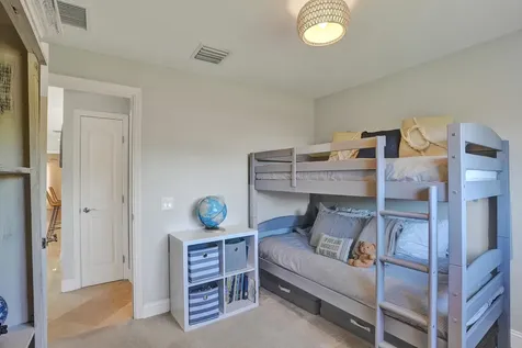 1361 NE 46th Street Oakland Park FL 33334