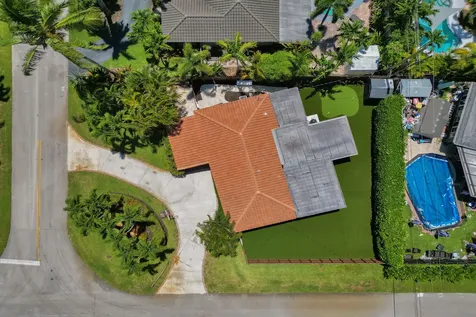 1361 NE 46th Street Oakland Park FL 33334
