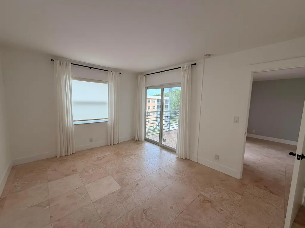308 Golfview Road North Palm Beach FL 33408
