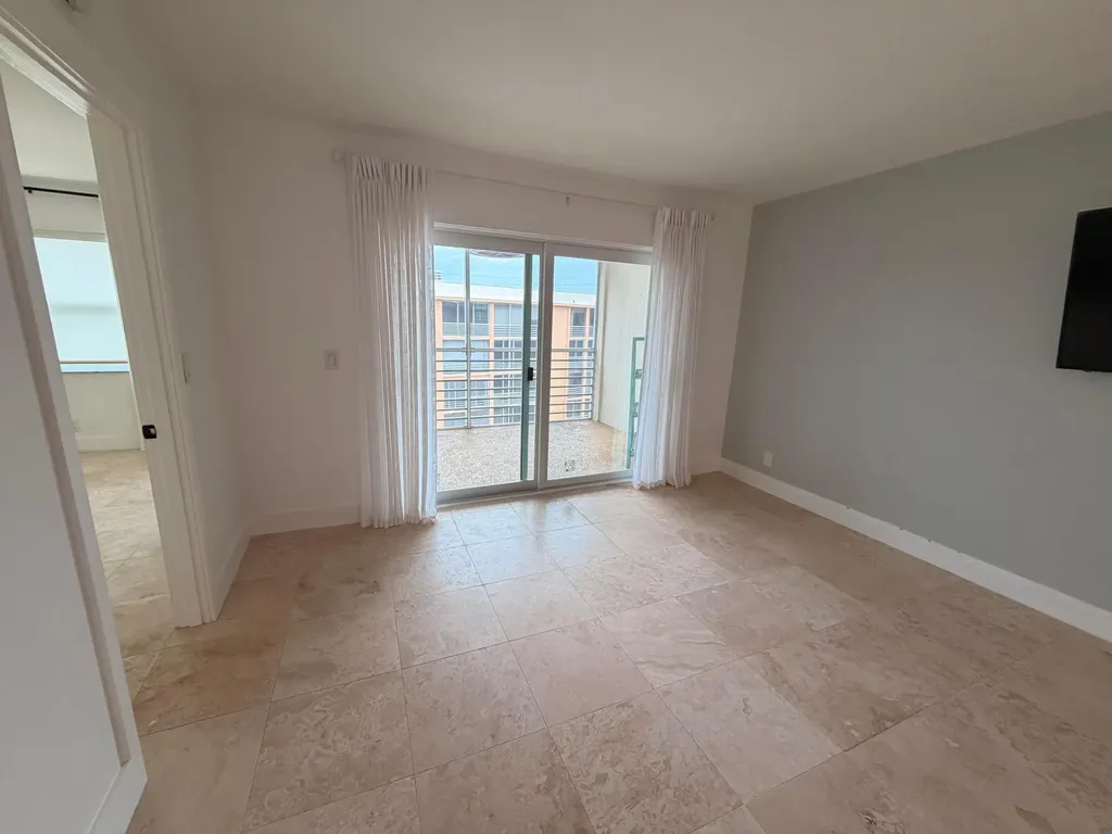 308 Golfview Road North Palm Beach FL 33408
