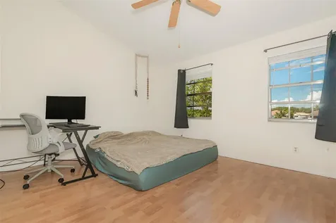 2849 S Belmont Lane S Cooper City FL 33026