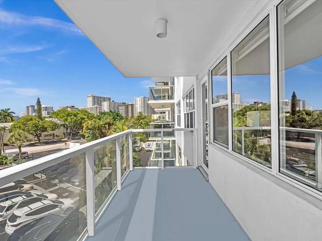 3300 NE 36th Street Fort Lauderdale FL 33308