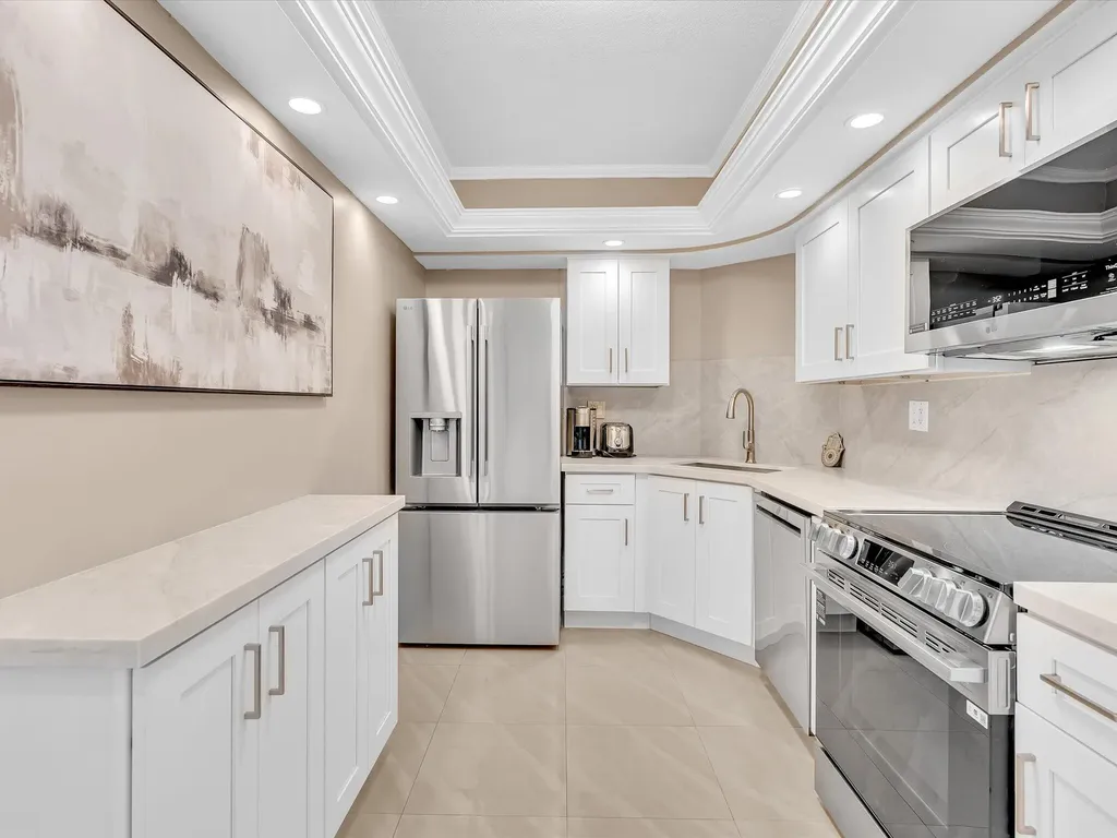 3300 NE 36th Street Fort Lauderdale FL 33308