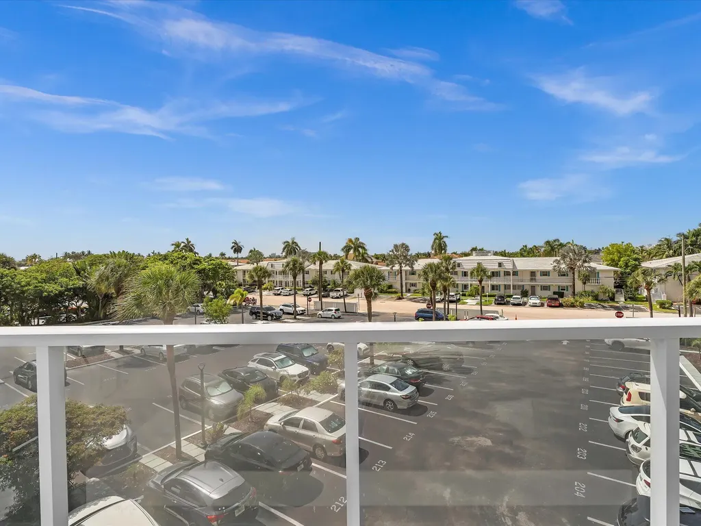 3300 NE 36th Street Fort Lauderdale FL 33308