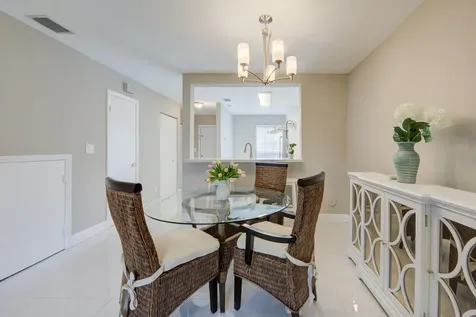 2900 Dorchester Lane Cooper City FL 33026