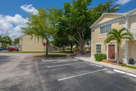 2900 Dorchester Lane Cooper City FL 33026