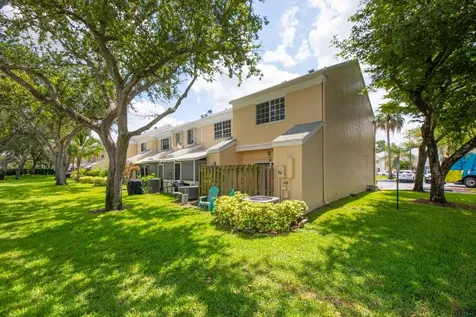 2900 Dorchester Lane Cooper City FL 33026