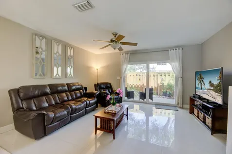 2900 Dorchester Lane Cooper City FL 33026