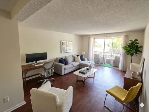 3670 Inverrary Drive Lauderhill FL 33319