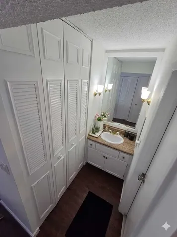 3670 Inverrary Drive Lauderhill FL 33319