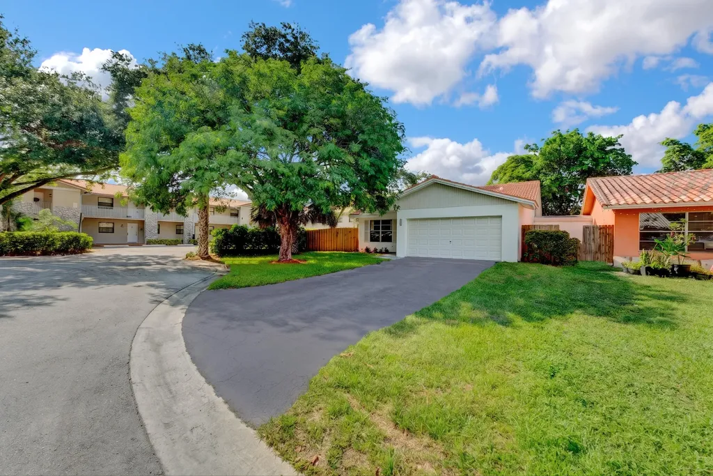 11603 NW 26th Street Coral Springs FL 33065