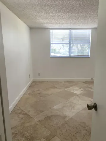 2840 Somerset Drive Lauderdale Lakes FL 33311